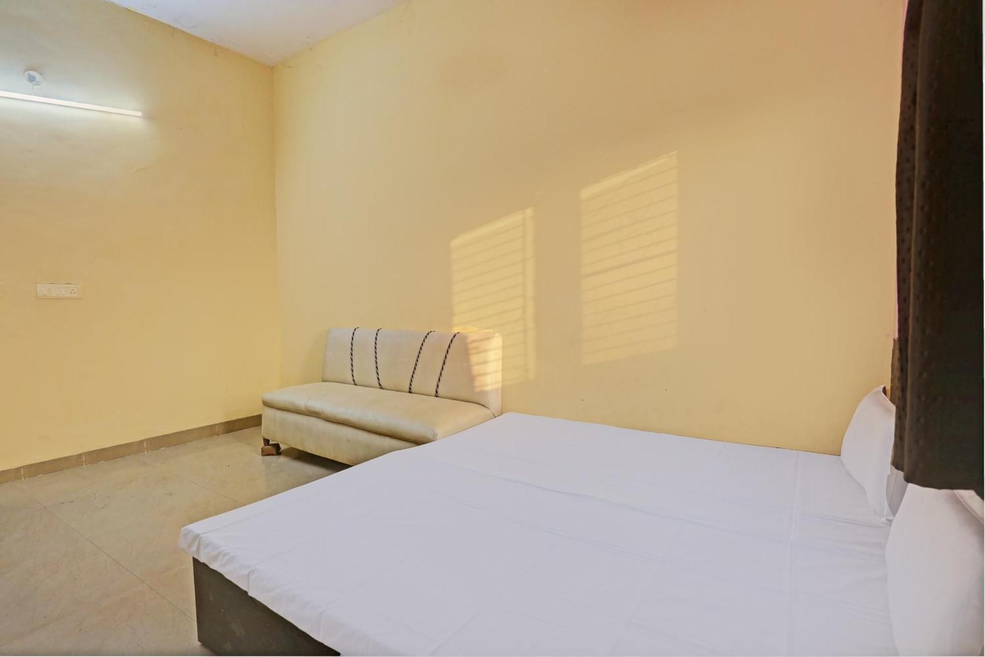 Hotel O Kamla Banquet Hall مراد آباد المظهر الخارجي الصورة
